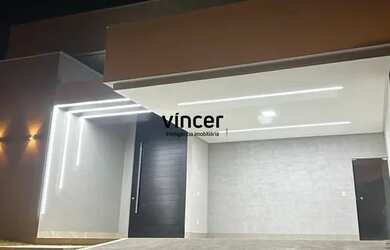 Imagem: A casa possui 4 Dormitórios, 5 Banheiros, 2 Vagas na garagem