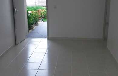 Imagem: A casa em condomínio possui 3 Dormitórios, 2 Banheiros, 2