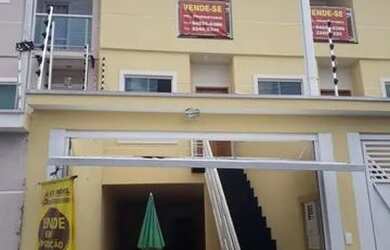 Imagem: A casa possui 3 Dormitórios, 4 Banheiros, 3 Vagas na garagem