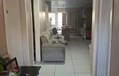 Imagem 3: Casa 5 dormitórios à venda no Bairro Juscelino Kubitschek em Santa Maria...