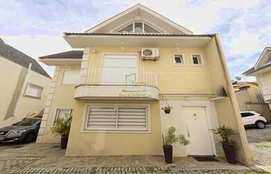 Imagem 2: SOBRADO TRIPLEX EM CONDOMÍNIO NO SANTA FELICIDADE, COM 170,00M² ÚTIL