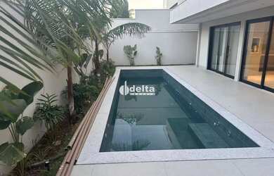 Imagem 3: Casa em condomínio disponível para venda no bairro Nova Uberlândia...