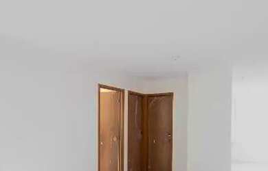 Imagem 2: Aluga-se apartamento 1° andar(garden) no condomínio Vitória II