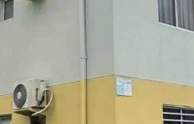 Imagem: O apartamento possui 2 Dormitórios, 1 Banheiro, 2 Vagas na