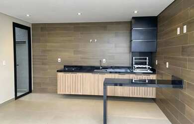 Imagem 12: Casa à Venda com 3 Suítes, Piscina e Espaço Gourmet no Condomínio Giverny!