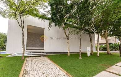 Imagem: A casa em condomínio possui 4 Dormitórios, 5 Banheiros, 5