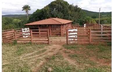 Imagem: OPORTUNIDADE - SÍTIO / FAZENDINHA EM MONTES CLAROS - MG