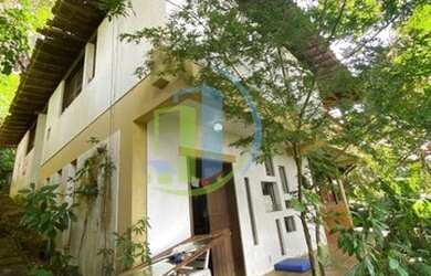 Imagem: A casa em condomínio possui 5 Dormitórios, 5 Banheiros, 5