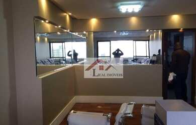 Imagem: O apartamento possui 3 Dormitórios, 2 Banheiros, 2 Vagas na