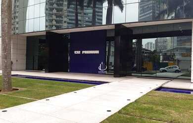 Imagem: O depósito possui 1 Vaga na garagem, 30m² de Área e está