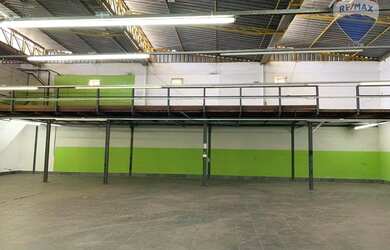 Imagem 11: Galpão com mezanino, escritório, garagem no Francisco Bernardino