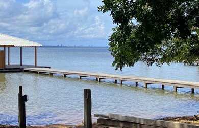 Imagem 7: Chácara pra venda ou troca por imoveis em Palmas, na beira do lago com toda instrutura