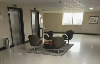 Imagem: O studio possui 1 Dormitório, 1 Banheiro, 1 Vaga na garagem