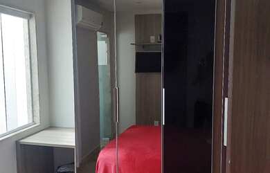 Imagem: A casa possui 3 Dormitórios, 4 Banheiros, 2 Vagas na garagem