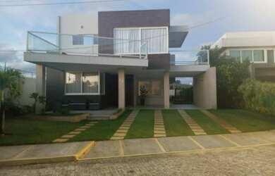 Imagem: A casa em condomínio possui 5 Dormitórios, 5 Banheiros, 3