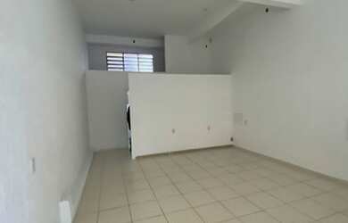 Imagem 2: Aluga se loja Galpão / depósito com aluguel por R$1.600 /mês