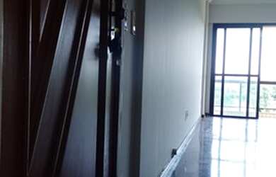 Imagem 15: Apartamento de 03 quartos tendo 01 suíte - Recreio dos Bandeirantes