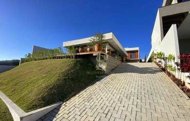 Imagem 3: Casa de Alto Padrão à venda em Condomínio Fechado em Atibaia/SP