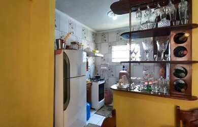 Imagem: O apartamento possui 2 Dormitórios, 1 Banheiro e está localizado