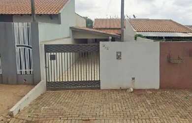 Imagem: A casa possui 1 Dormitório, 1 Banheiro, 146m² de Área e