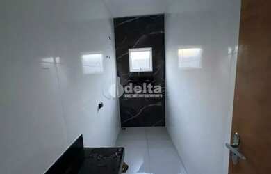 Imagem 7: Casa residencial disponível para venda no bairro Novo Mundo em Uberlândia-MG