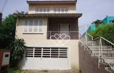 Imagem: O depósito possui 2 Vagas na garagem, 200m² de Área e está