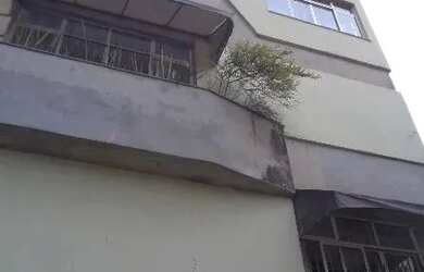 Imagem: O depósito possui 5 Vagas na garagem, 500m² de Área e está