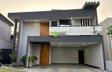 Imagem: A casa em condomínio possui 4 Dormitórios, 3 Banheiros, 4