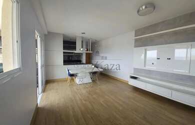 Imagem: O apartamento possui 2 Dormitórios, 2 Banheiros, 2 Vagas na