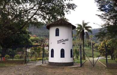 Imagem 2: Casa com 4 dormitórios à venda, 300 m² por R$ 675.000,00 - Aeroporto - Juiz de Fora/MG