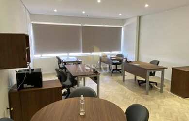 Imagem: O depósito possui 1 Vaga na garagem, 38m² de Área e está