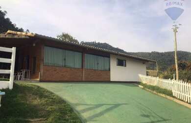 Imagem 8: Casa com 4 dormitórios à venda, 300 m² por R$ 675.000,00 - Aeroporto - Juiz de Fora/MG