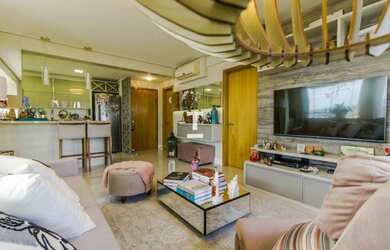 Imagem: O apartamento possui 3 Dormitórios, 3 Banheiros, 2 Vagas na