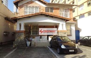 Imagem: O depósito possui 5 Vagas na garagem, 479m² de Área e está