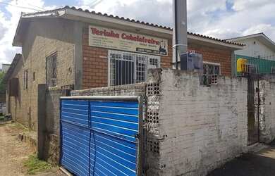 Imagem: A casa possui 2 Dormitórios, 2 Banheiros, 5 Vagas na garagem