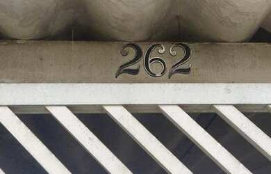 Imagem 2: Casa no Parque Estuario Vicente de Carvalho em Guarujá/SP