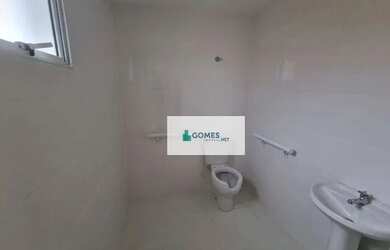 Imagem 8: Loja para alugar por R$ 3.000/mês - Novo Mundo - Curitiba/PR