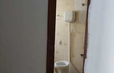 Imagem 13: VENDO CASA BAIRRO SACI. Varanda, Área de serviço, 250m² de Áreae3...