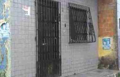 Imagem: A casa possui 2 Dormitórios, 2 Banheiros, 1 Vaga na garagem