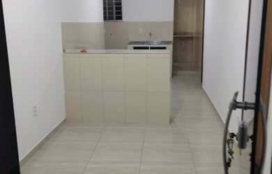 Imagem: A casa possui 2 Dormitórios, 1 Banheiro e está localizado