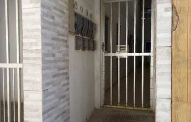 Imagem: A casa possui 2 Dormitórios e 1 Banheiro e está localizado