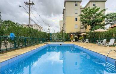 Imagem: O apartamento possui 2 Dormitórios, 1 Banheiro, 1 Vaga na garagem