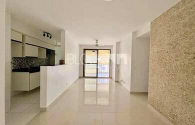 Imagem: O apartamento possui 3 Dormitórios, 3 Banheiros, 1 Vaga na