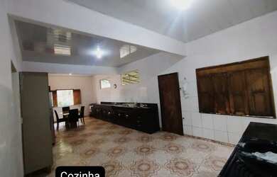 Imagem 2: Vendo Casa em Curuçá. Varanda, 4 Vagas na garageme3 Dormitórios