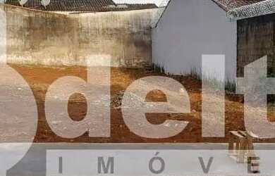 Imagem: O terreno possui 300m² de Área e está localizado em Segismundo