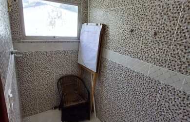 Imagem 11: Excelente Casa Comercial de Esquina c/ 5 Salas Climatizada e Armários...