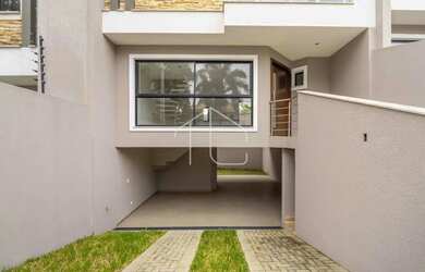 Imagem: A casa possui 3 Dormitórios, 4 Banheiros, 3 Vagas na garagem