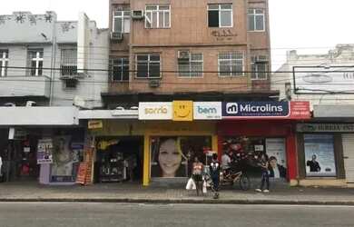 Imagem: O depósito possui 350m² de Área e está localizado em Penha