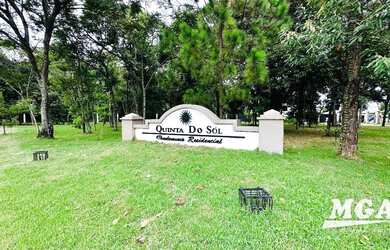 Imagem: O terreno possui 480m² de Área e está localizado em Yolanda