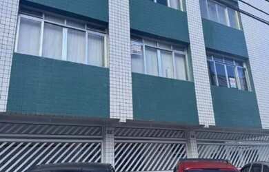 Imagem: A kitnet possui 1 Dormitório, 1 Banheiro, 1 Vaga na garagem